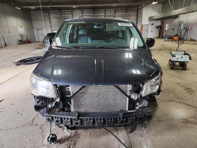 2014 CHRYSLER TOWN & COU - 2C4RC1BG2ER113587