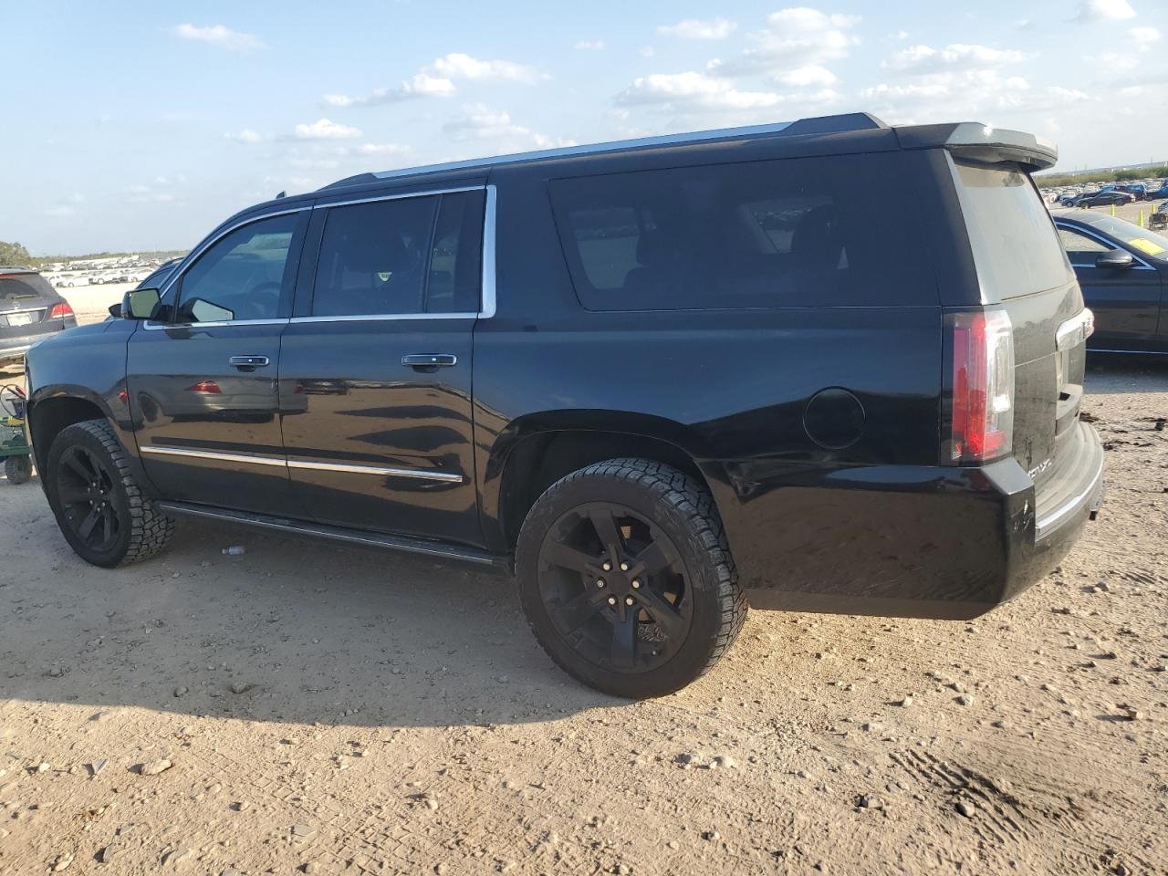 GMC YUKON DENALI