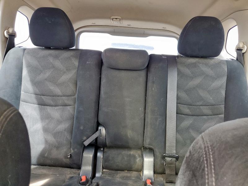 2015 NISSAN ROGUE S 5N1AT2MT2FC886109