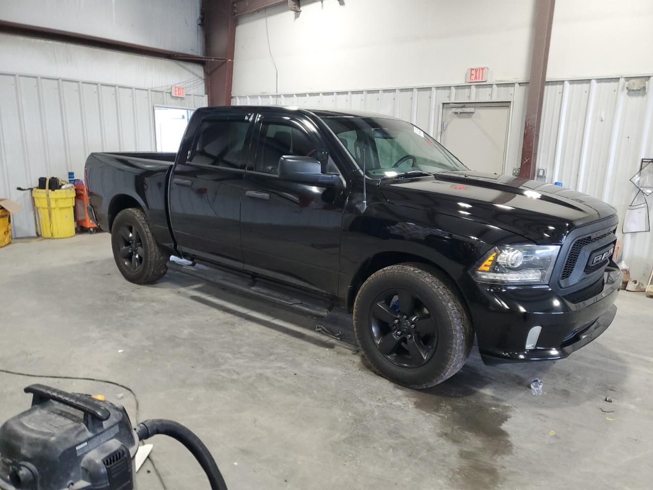 RAM 1500 ST