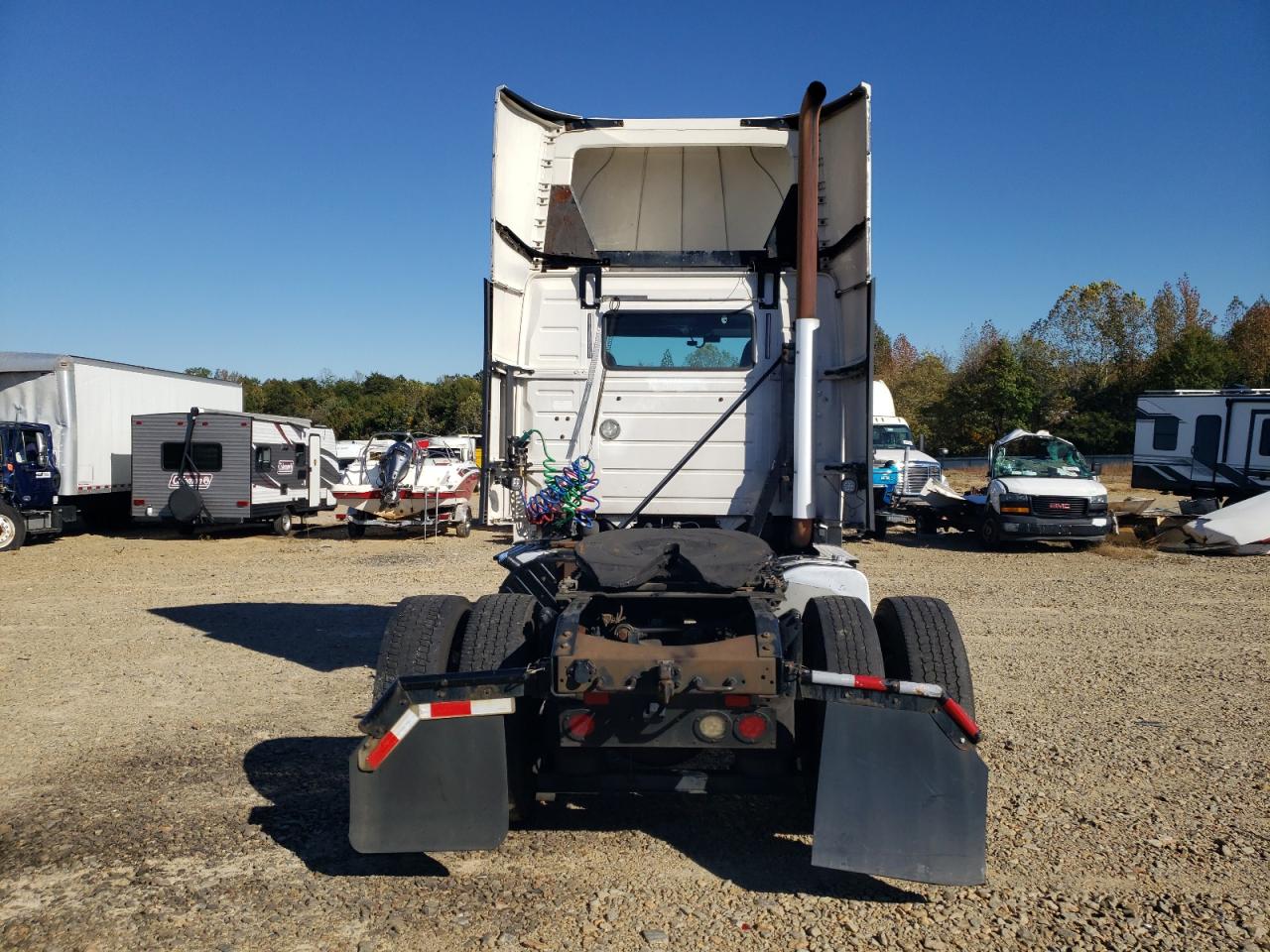 Lot #3279545259 2016 VOLVO VNL