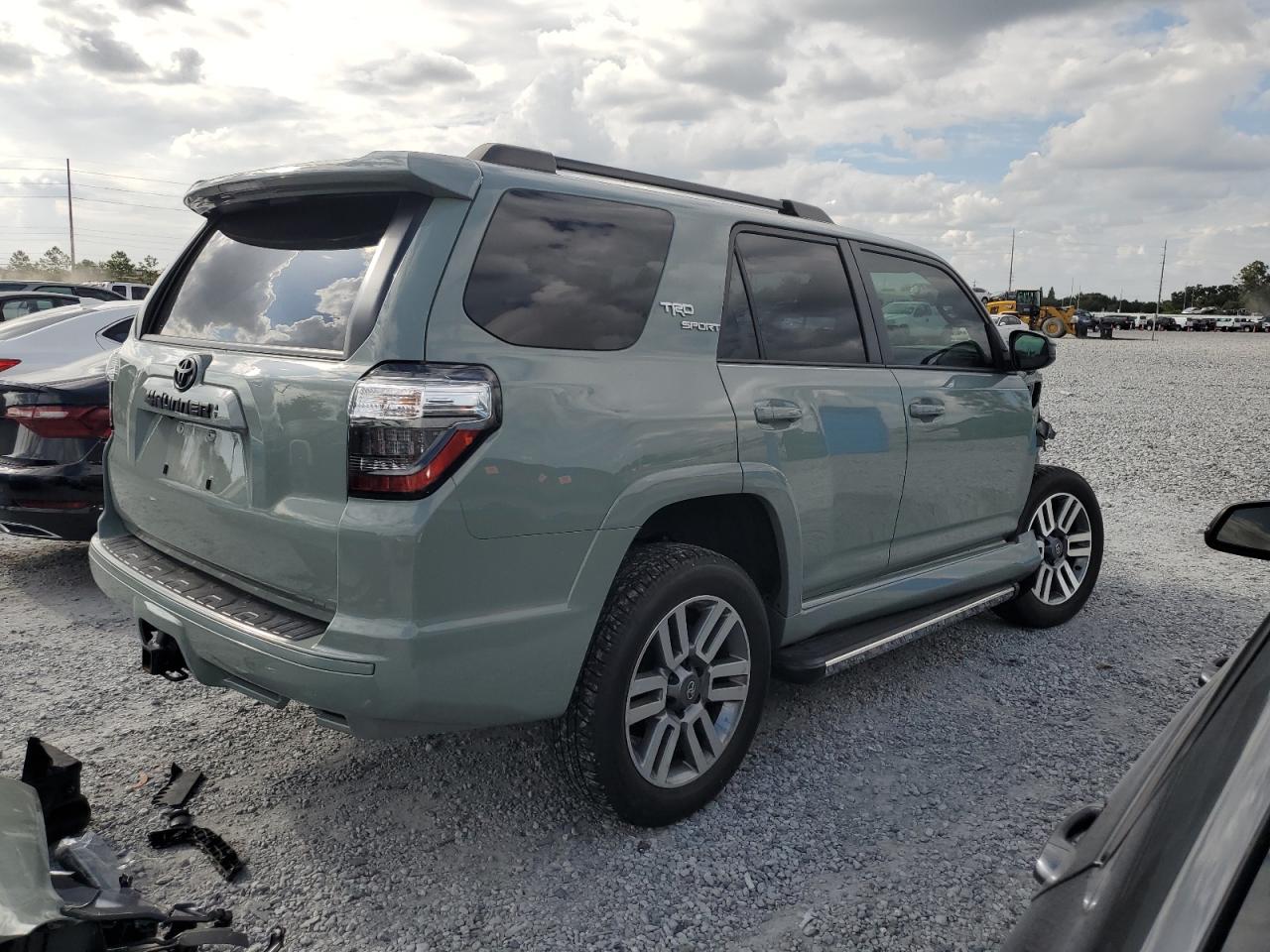 TOYOTA 4RUNNER TRD SPORT