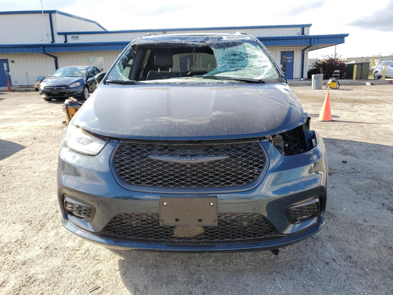 Lot #3309620604 2025 CHRYSLER PACIFICA L
