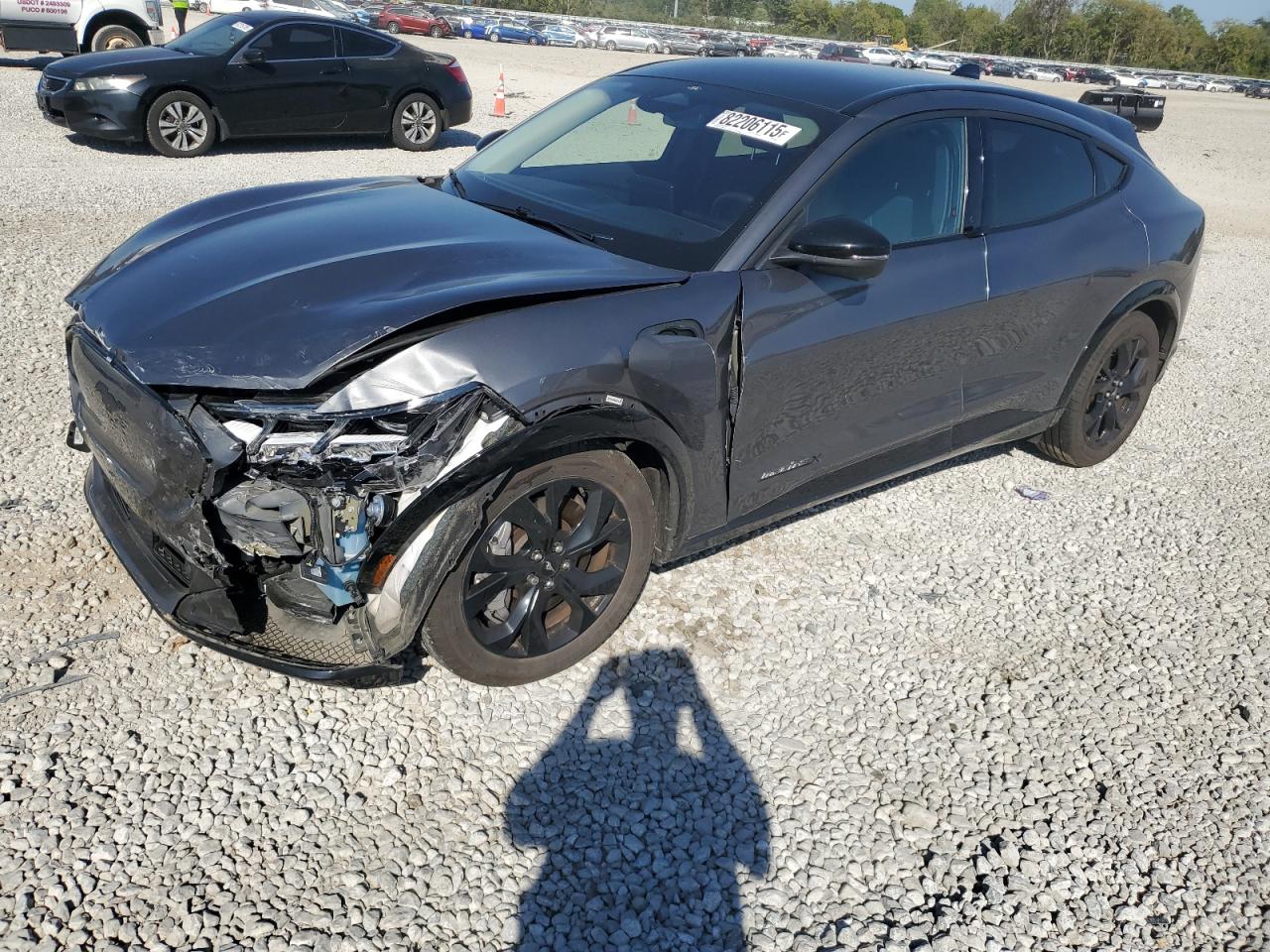 FORD MUSTANG PREMIUM