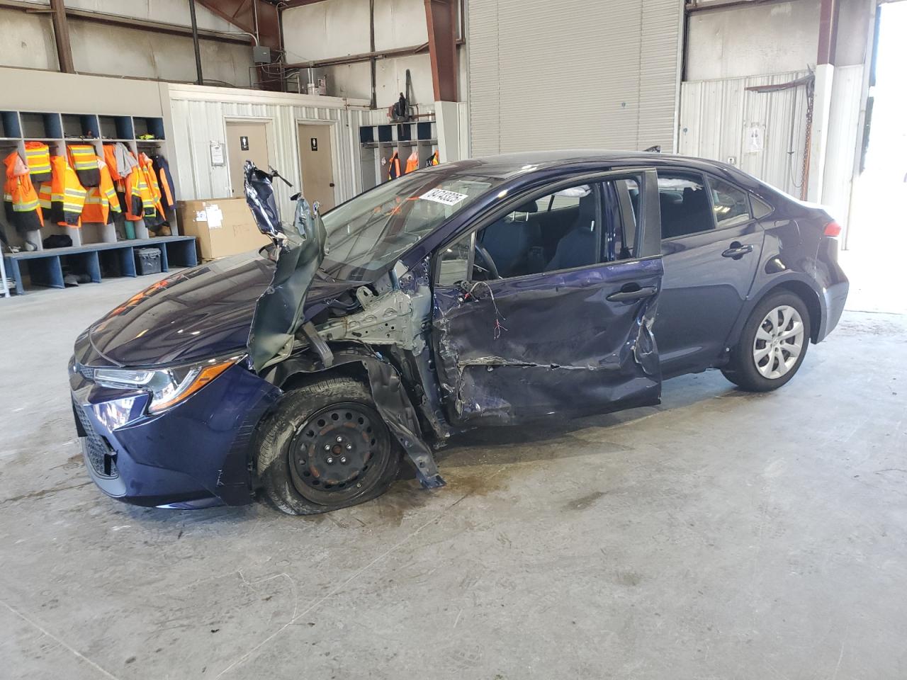 TOYOTA COROLLA LE