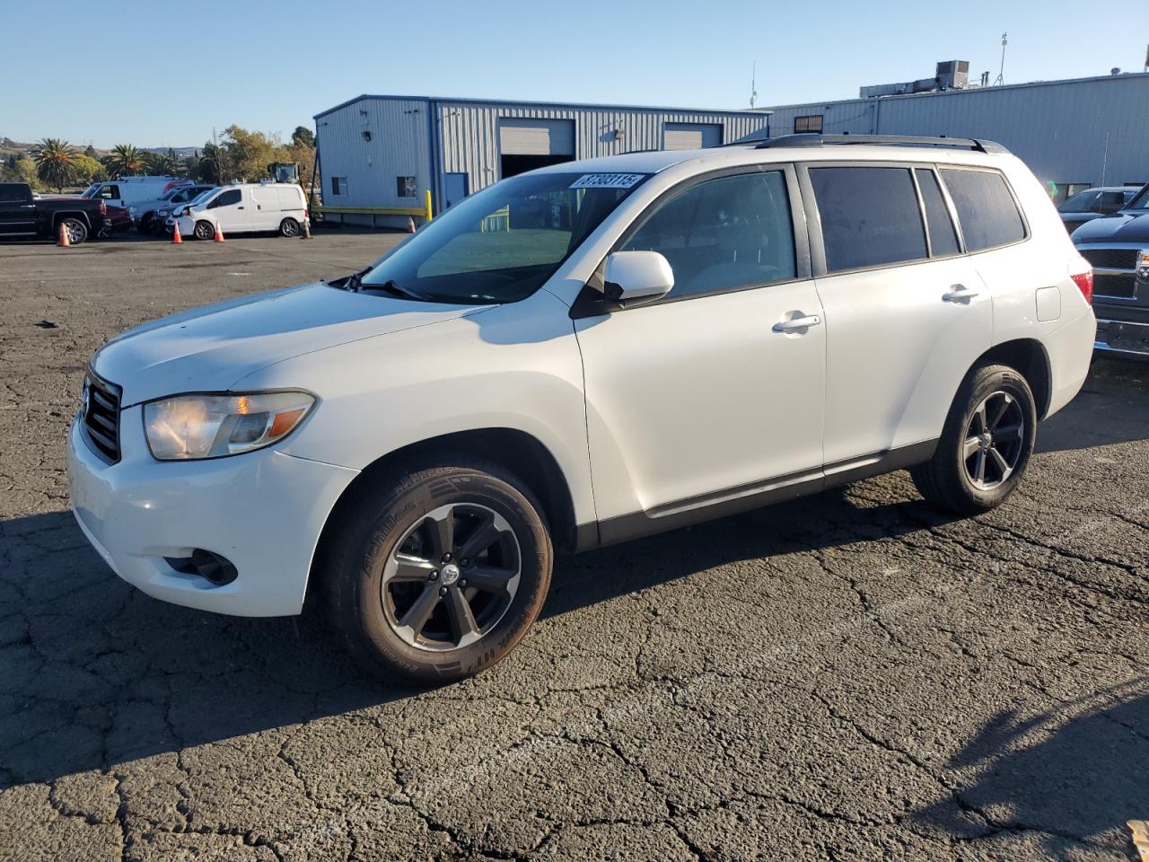 TOYOTA HIGHLANDER