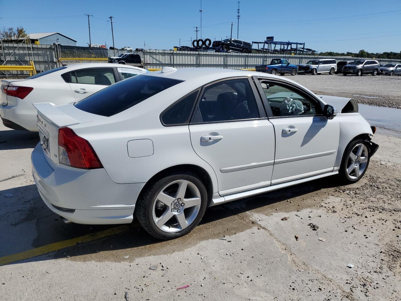 VOLVO S40 T5
