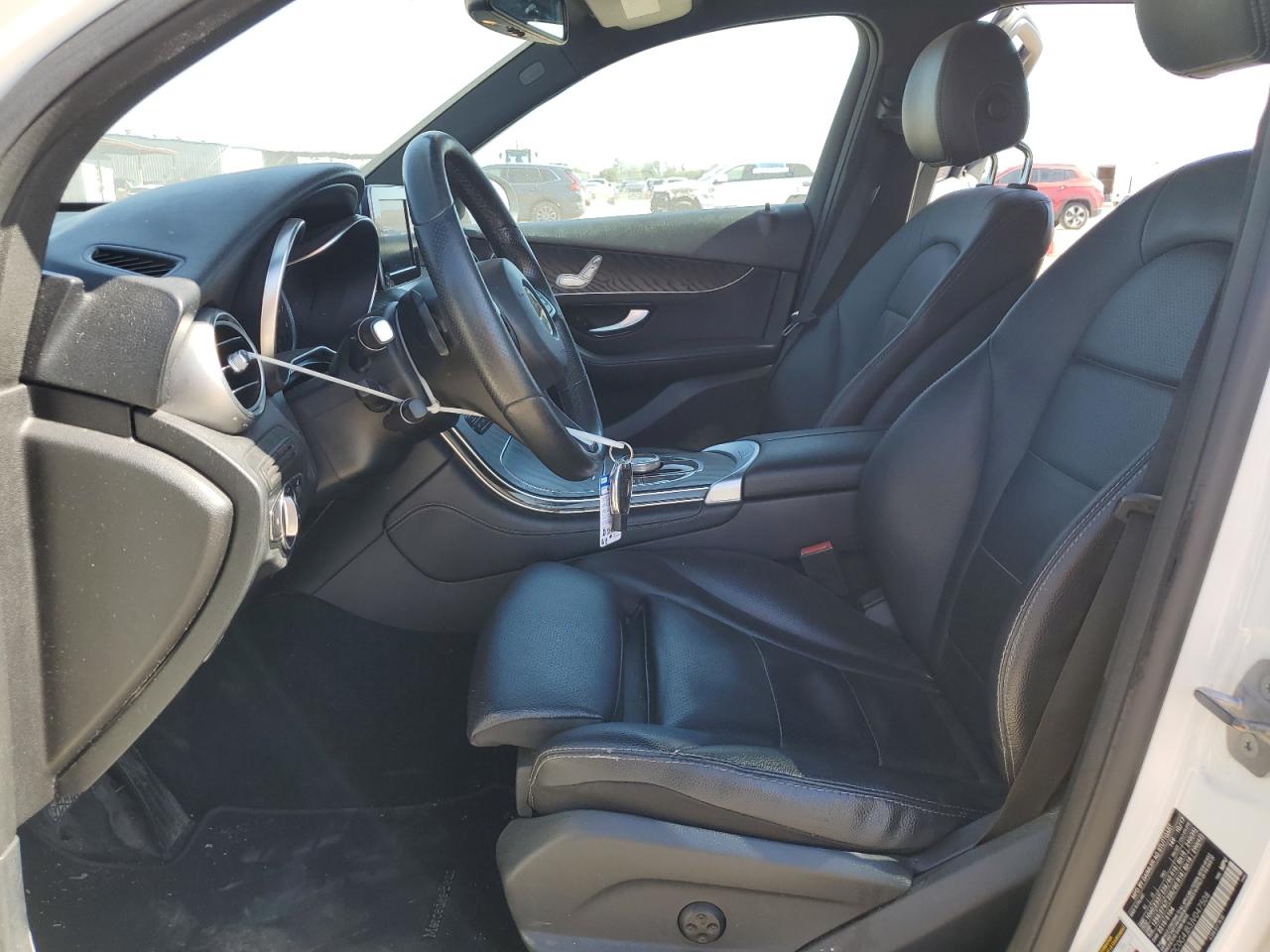 MERCEDES-BENZ GLC-CLASS 300