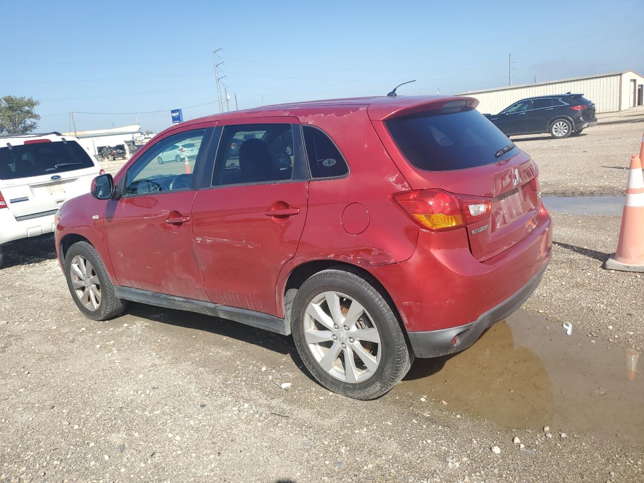 MITSUBISHI OUTLANDER ES