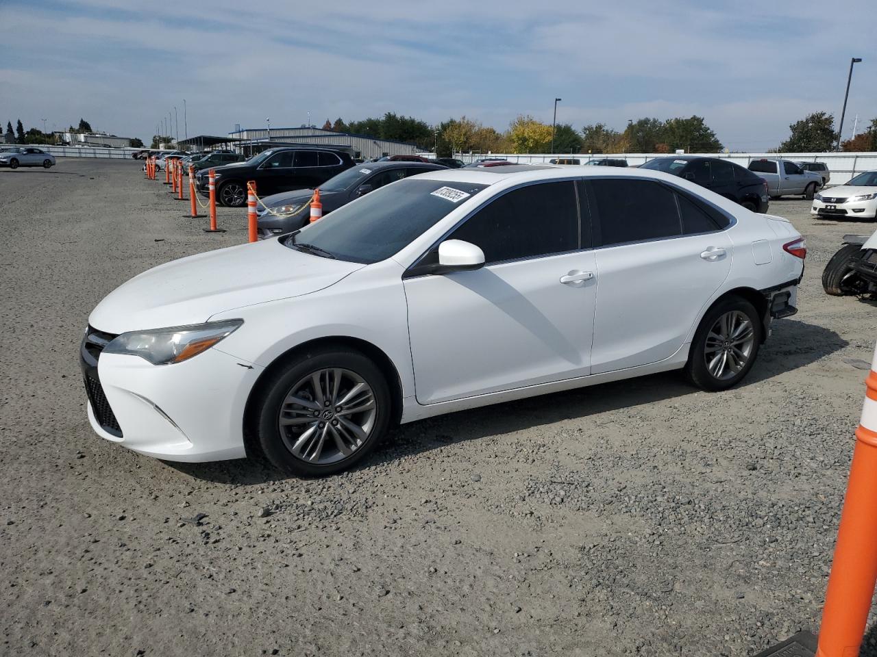 TOYOTA CAMRY LE