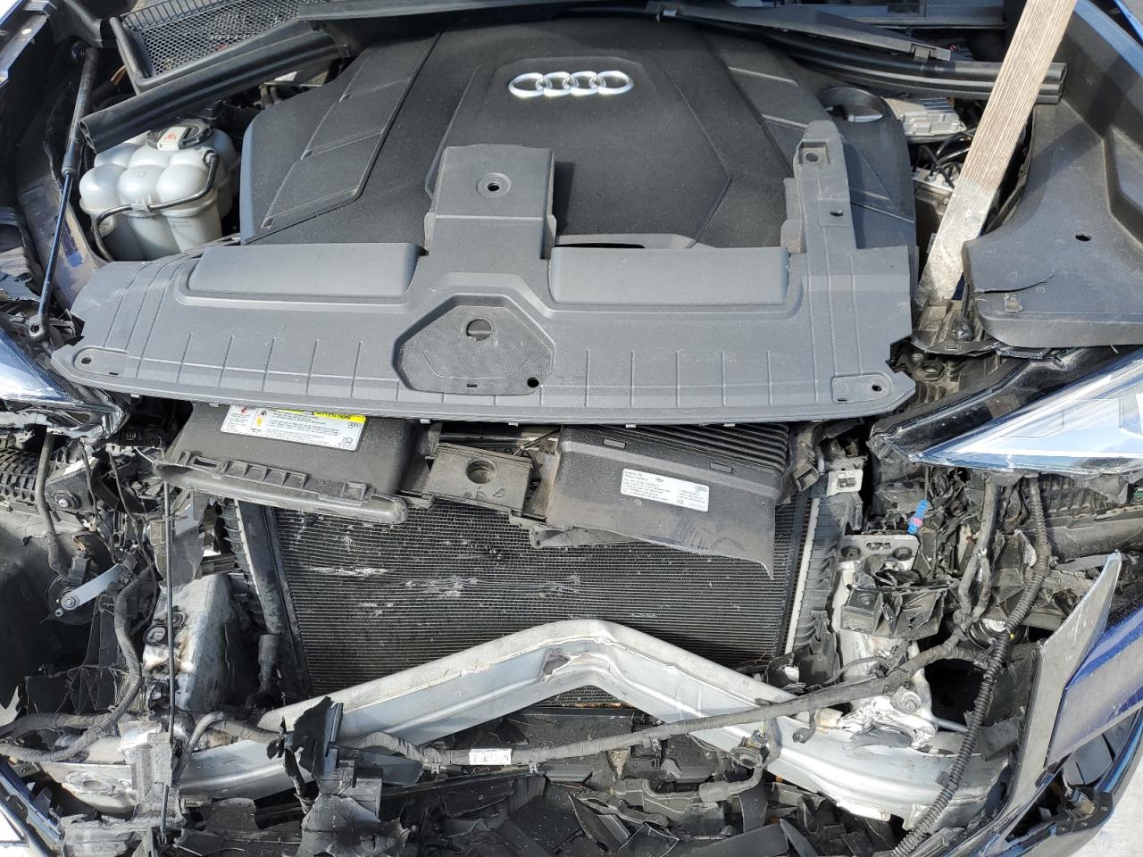 AUDI Q8 PRESTIGE S-LINE