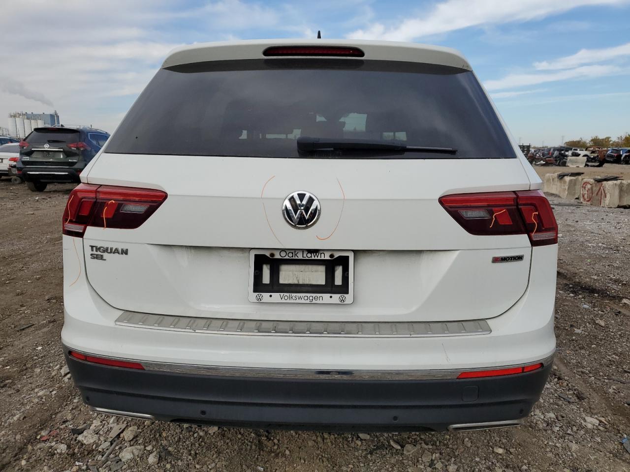 VOLKSWAGEN TIGUAN SE