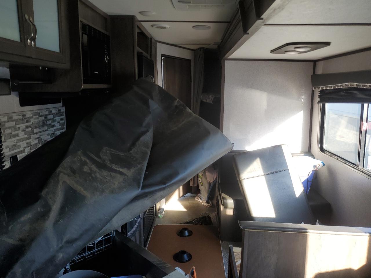 Lot #3301846353 2021 KEYSTONE COLEMAN