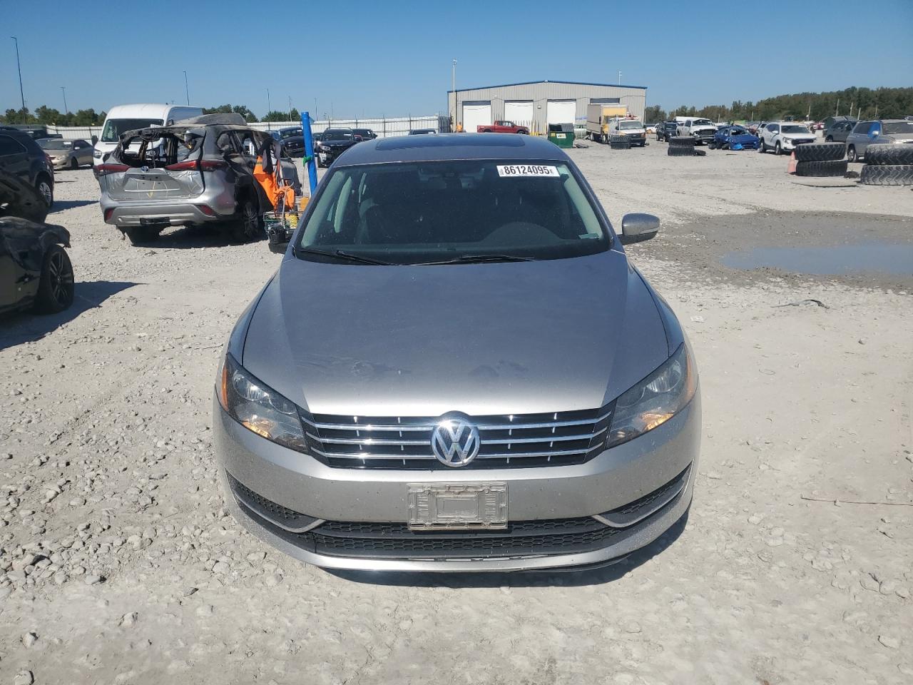 VOLKSWAGEN PASSAT SE