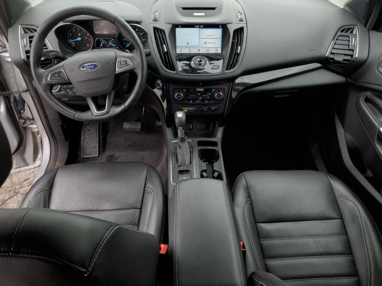 FORD ESCAPE TITANIUM