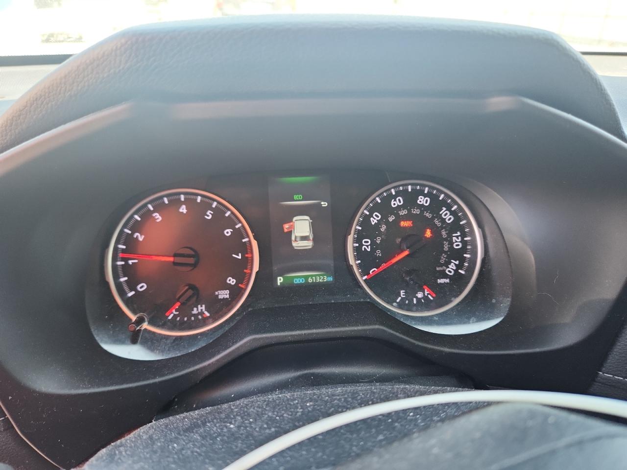 TOYOTA RAV4 XLE PREMIUM