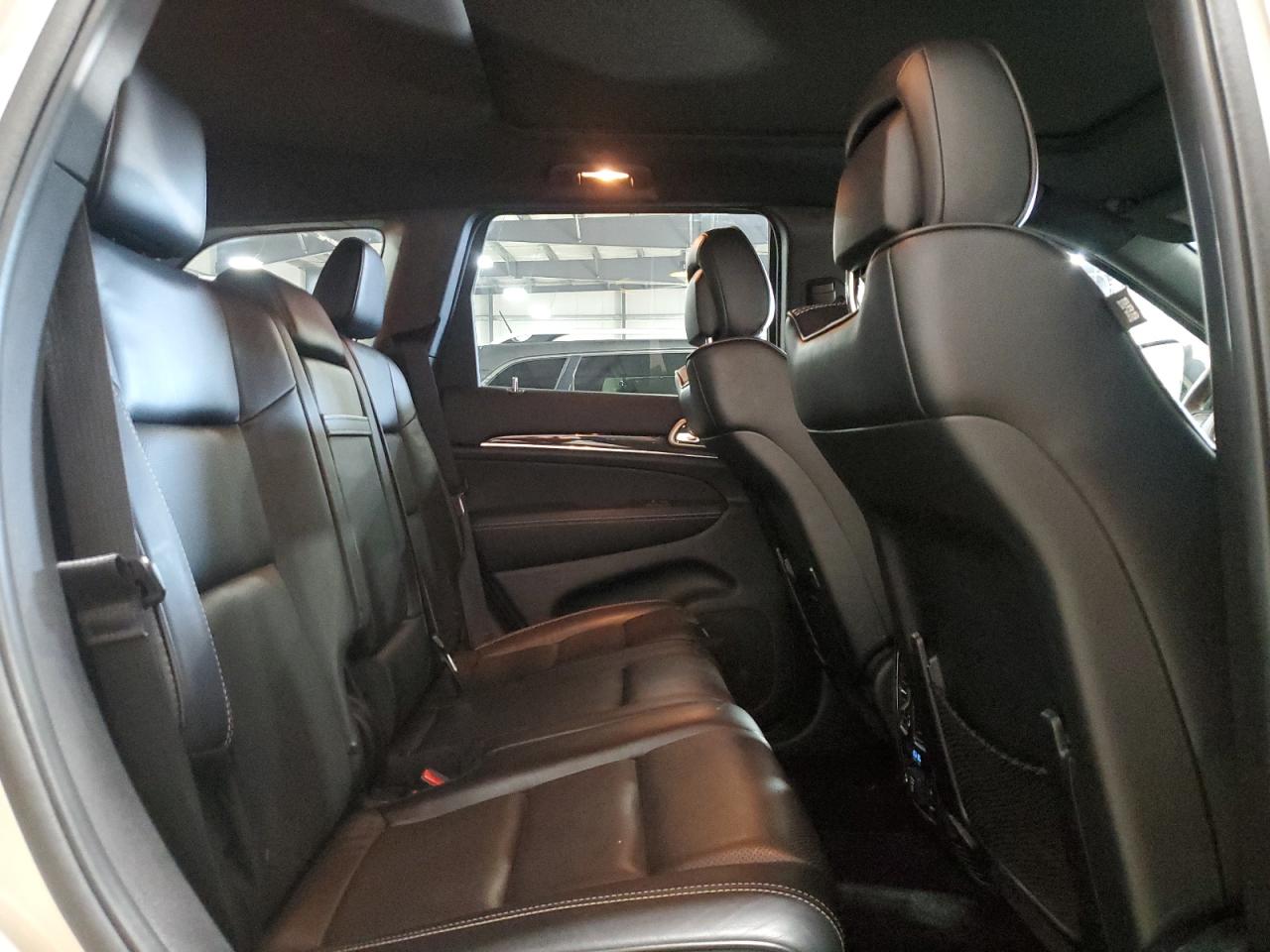 JEEP GRAND CHEROKEE OVERLAND