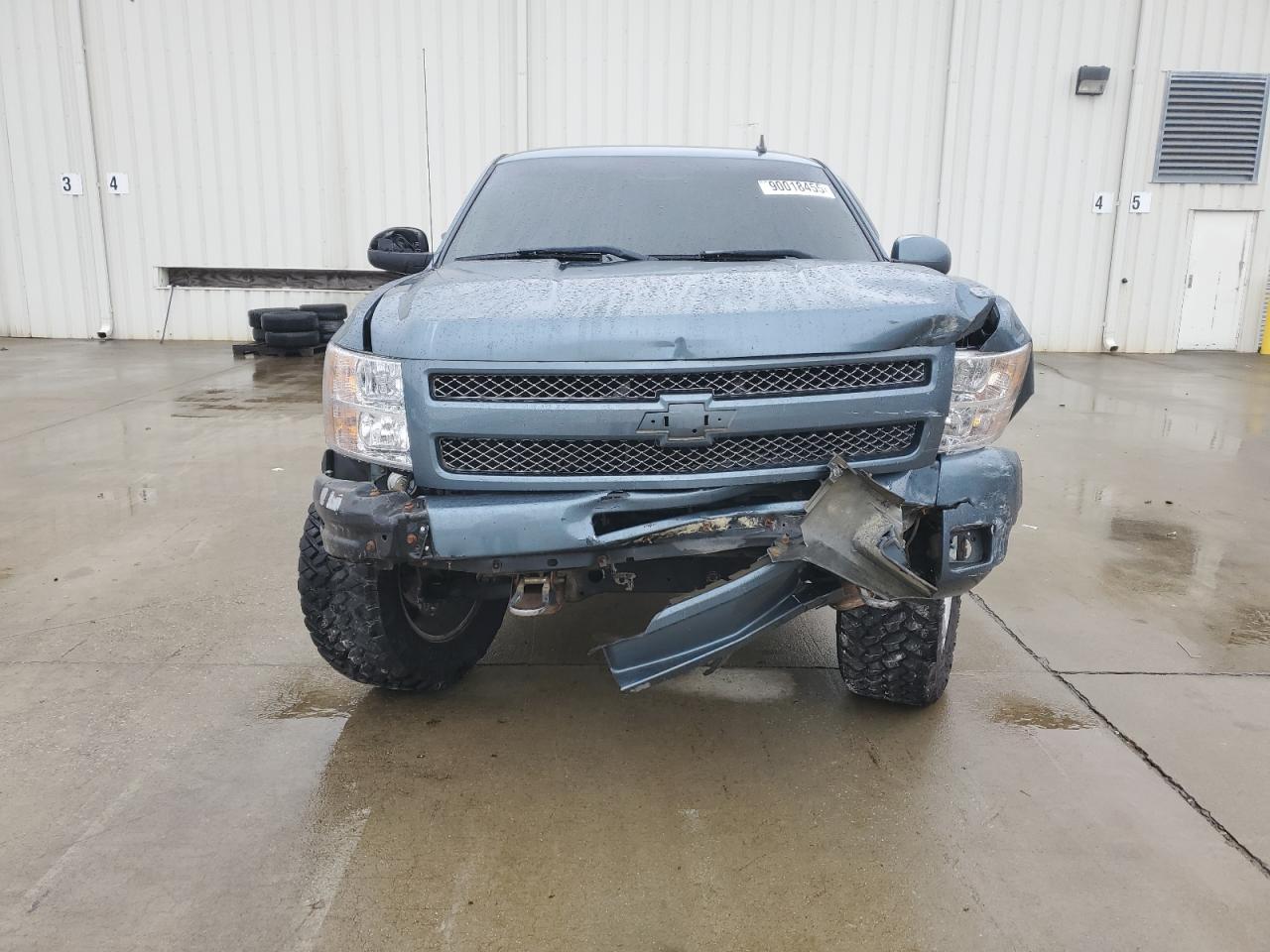 CHEVROLET SILVERADO K1500 LT