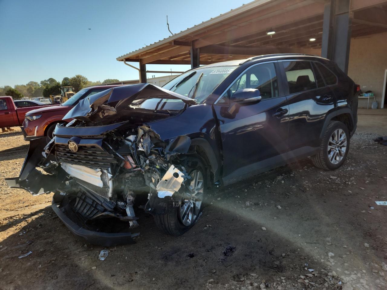 TOYOTA RAV4 XLE PREMIUM