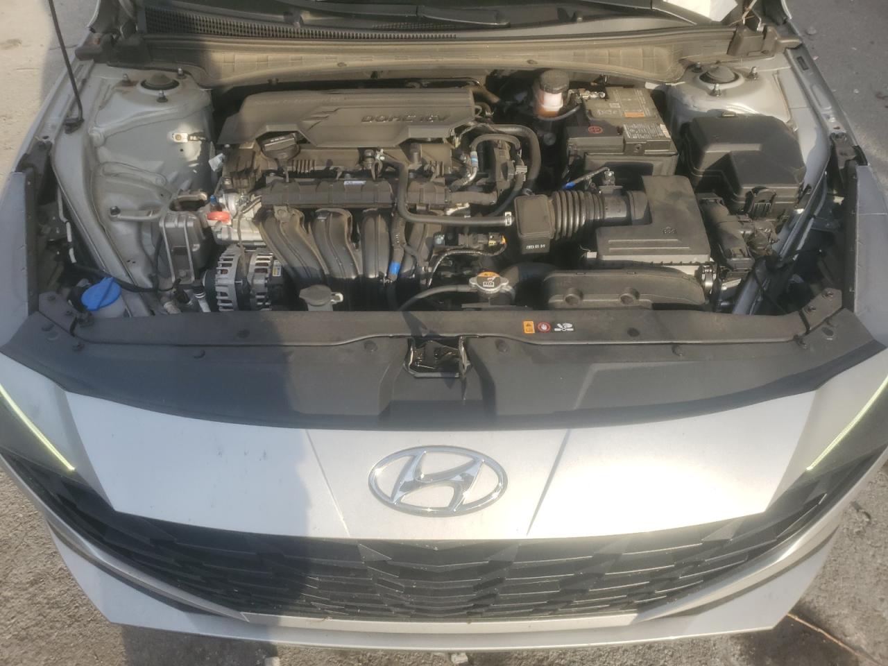 HYUNDAI ELANTRA SEL