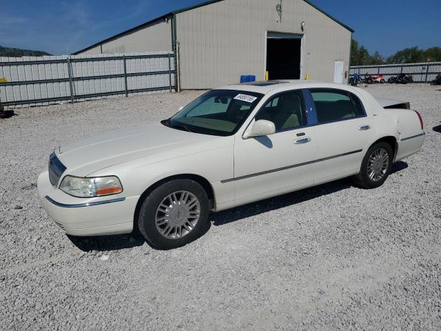 LINCOLN TOWN CAR D