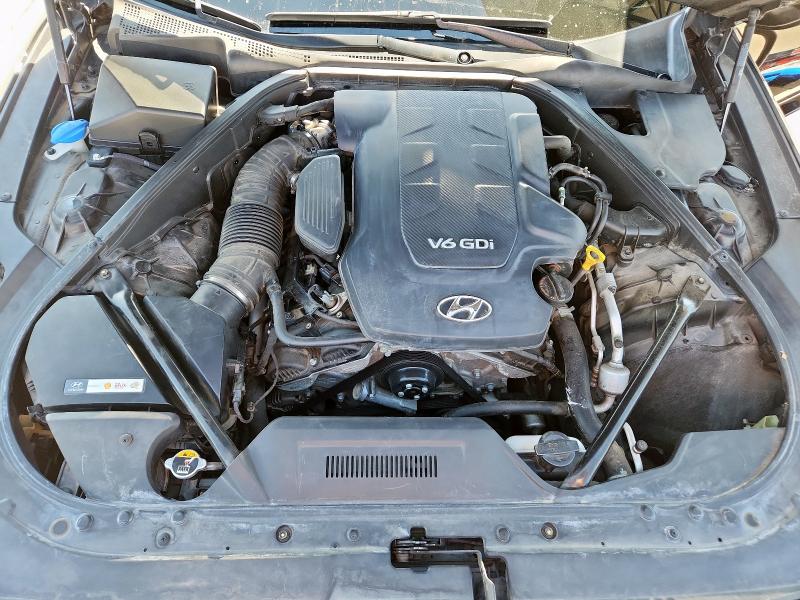 2015 HYUNDAI GENESIS 3. - KMHGN4JE1FU057757