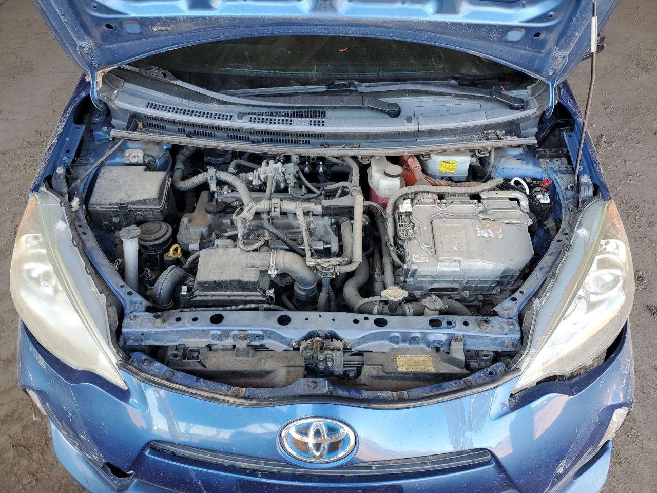 TOYOTA PRIUS C