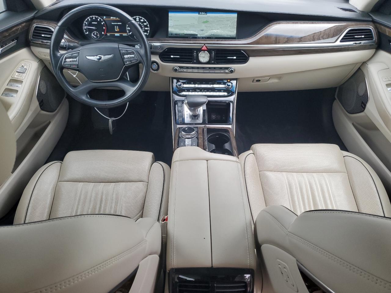 GENESIS G90 PREMIUM