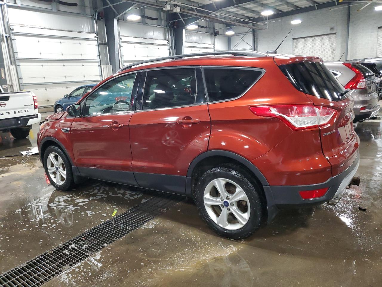 FORD ESCAPE SE