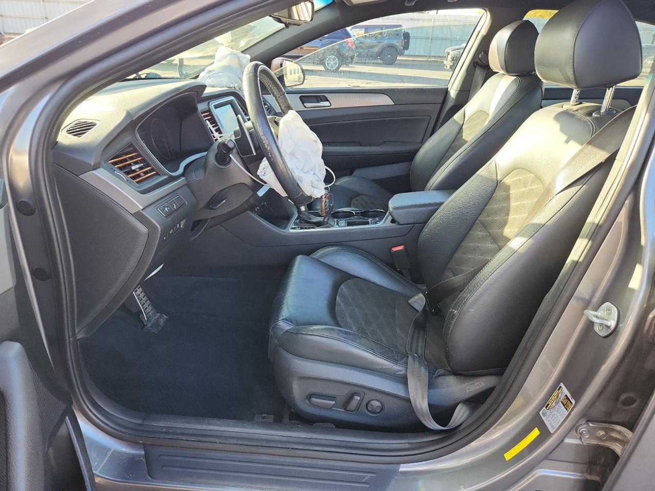 HYUNDAI SONATA SPORT