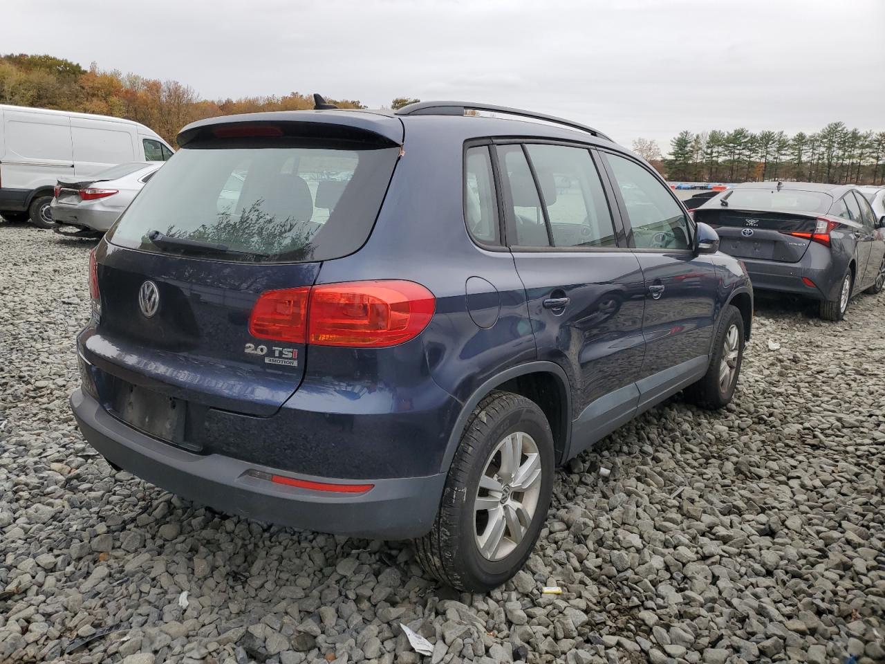 VOLKSWAGEN TIGUAN S