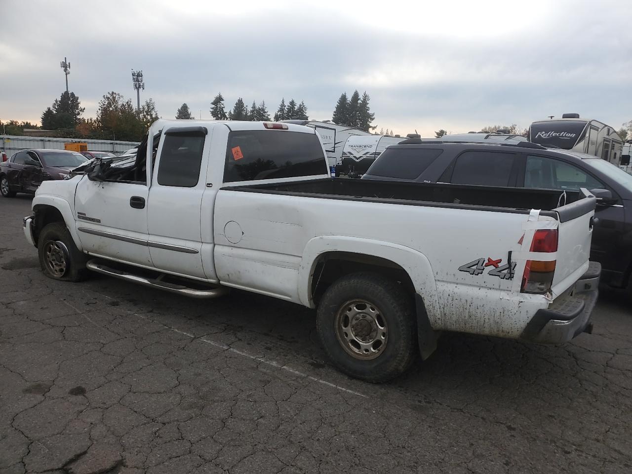 Lot #3290443776 2004 GMC SIERRA K25