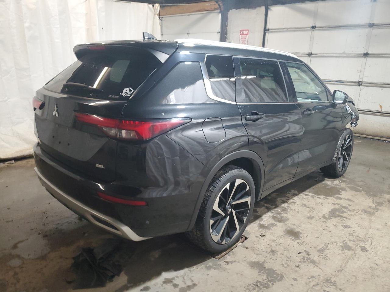 MITSUBISHI OUTLANDER SEL