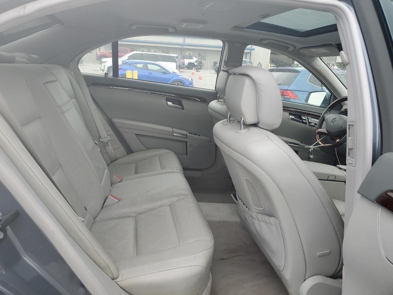 MERCEDES-BENZ S-CLASS 550 4MATIC