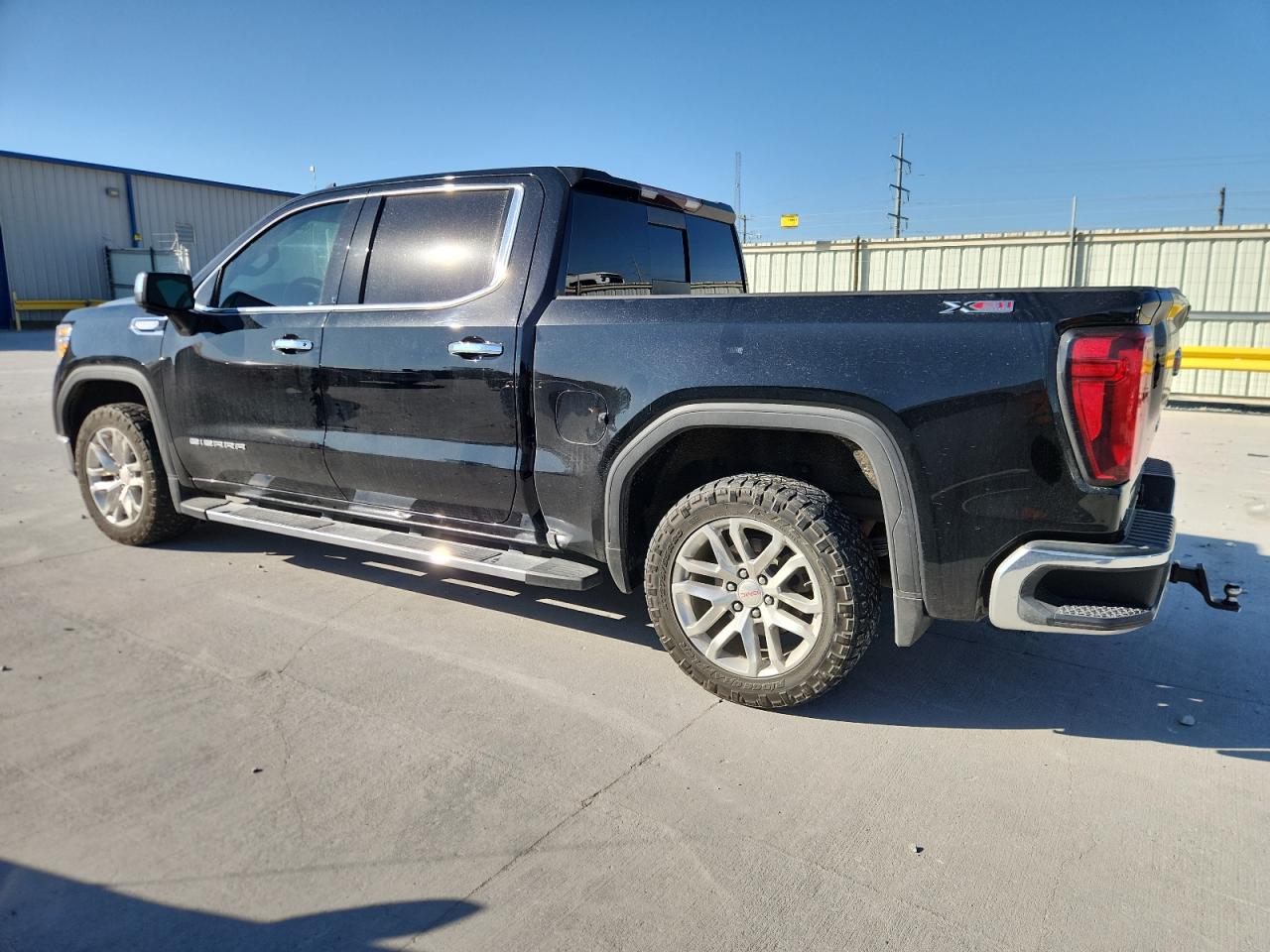 GMC SIERRA K1500 SLT