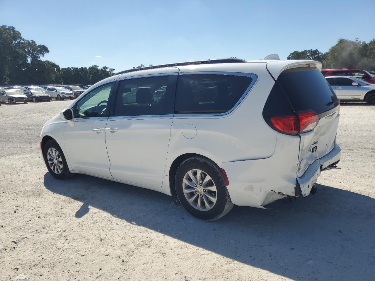CHRYSLER PACIFICA TOURING PLUS