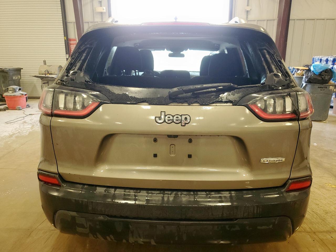 JEEP GRAND CHEROKEE LATITUDE