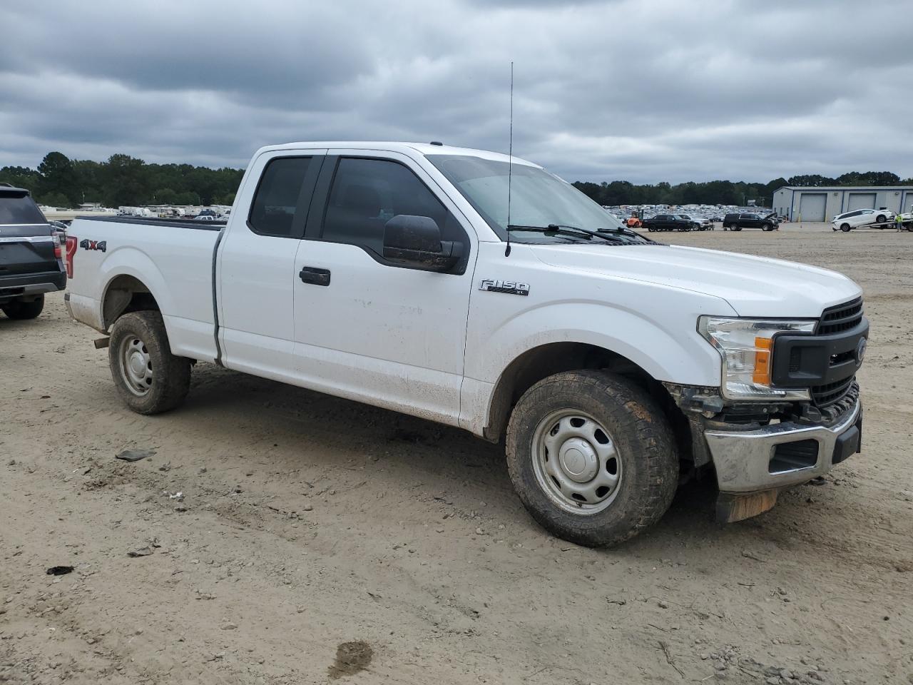 FORD F-150 SUPER CAB