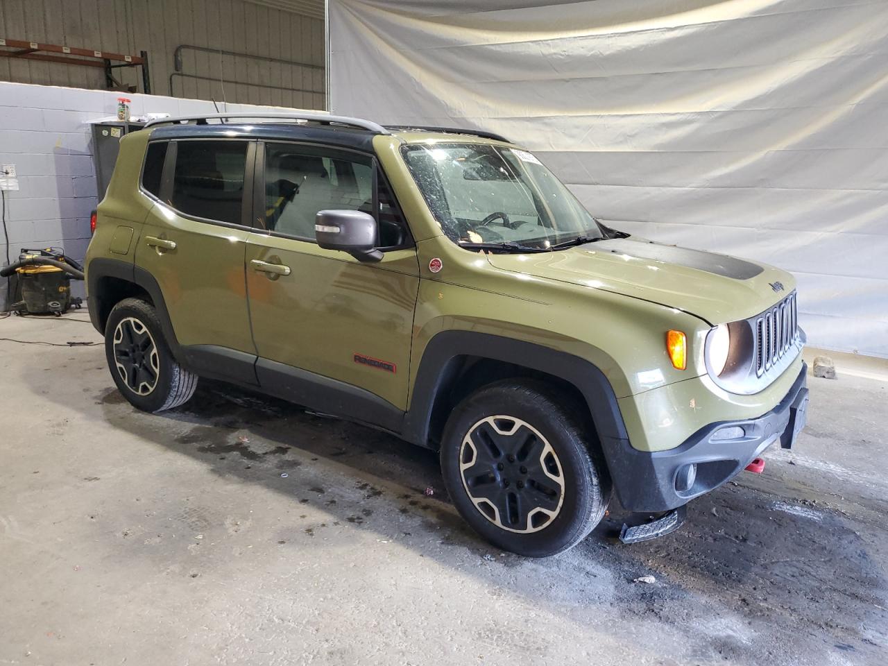 JEEP RENEGADE TRAILHAWK