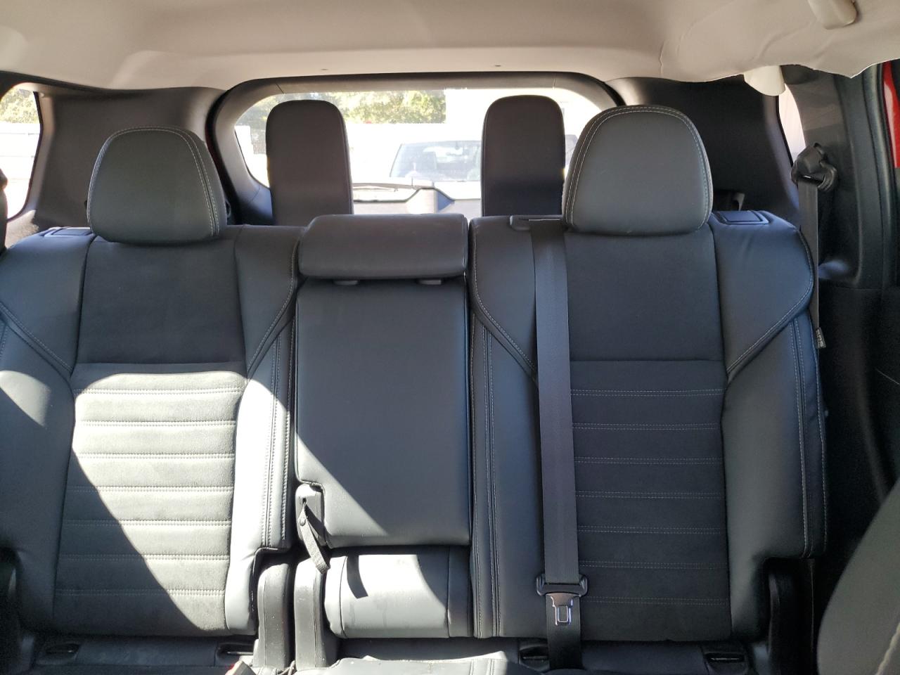 MITSUBISHI OUTLANDER SE