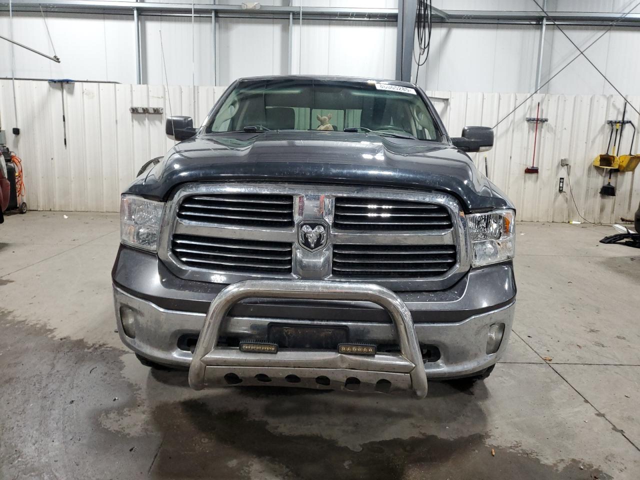 RAM 1500 SLT