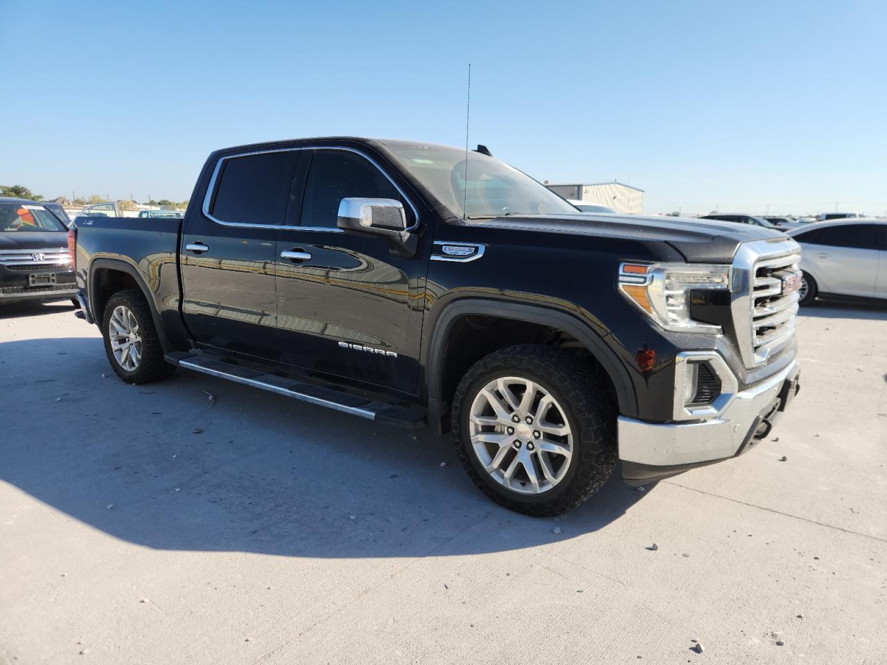GMC SIERRA K1500 SLT