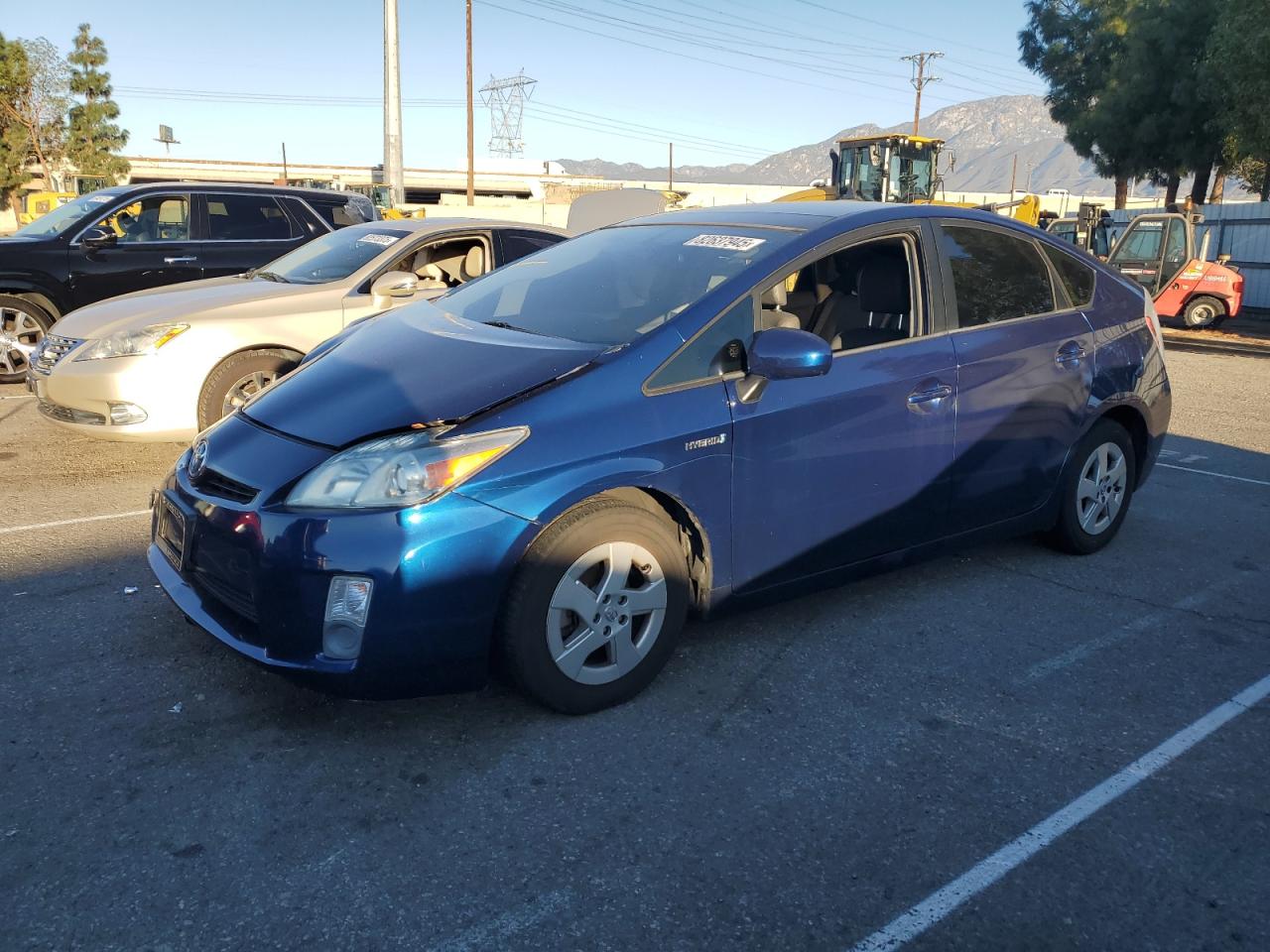 TOYOTA PRIUS