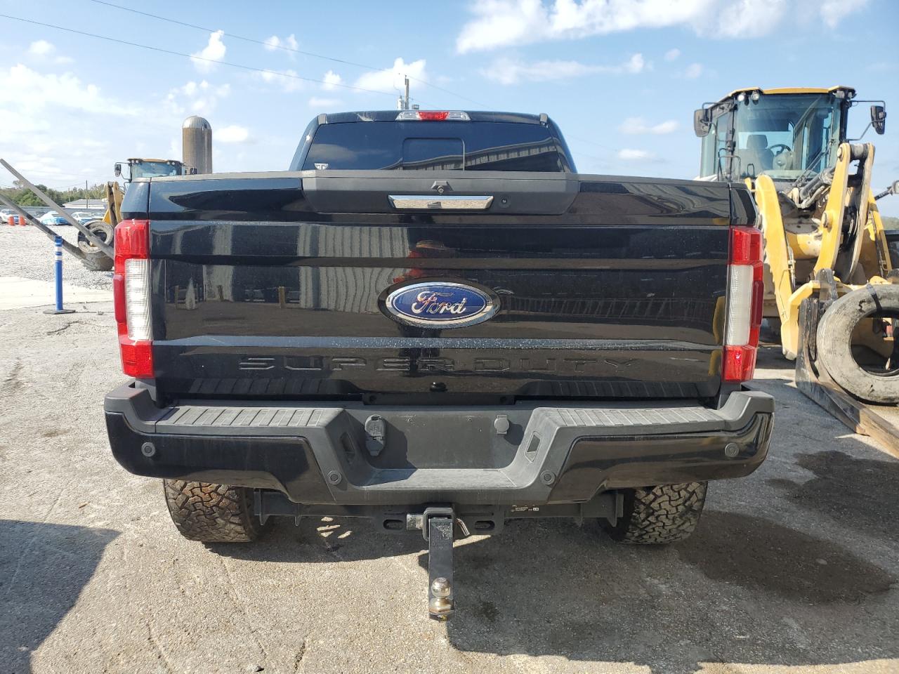 FORD F-250 SUPER DUTY