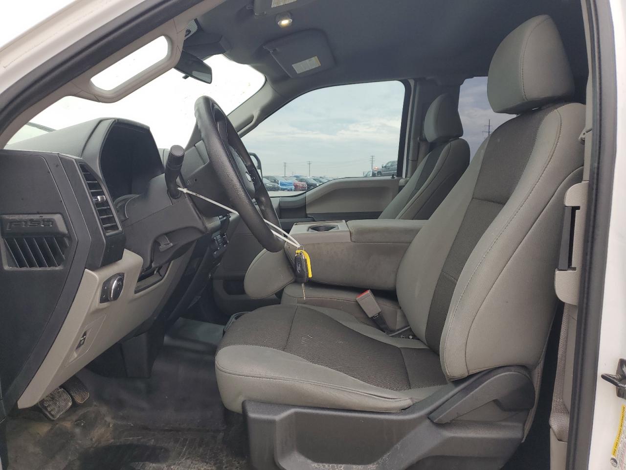 FORD F-150 SUPER CAB