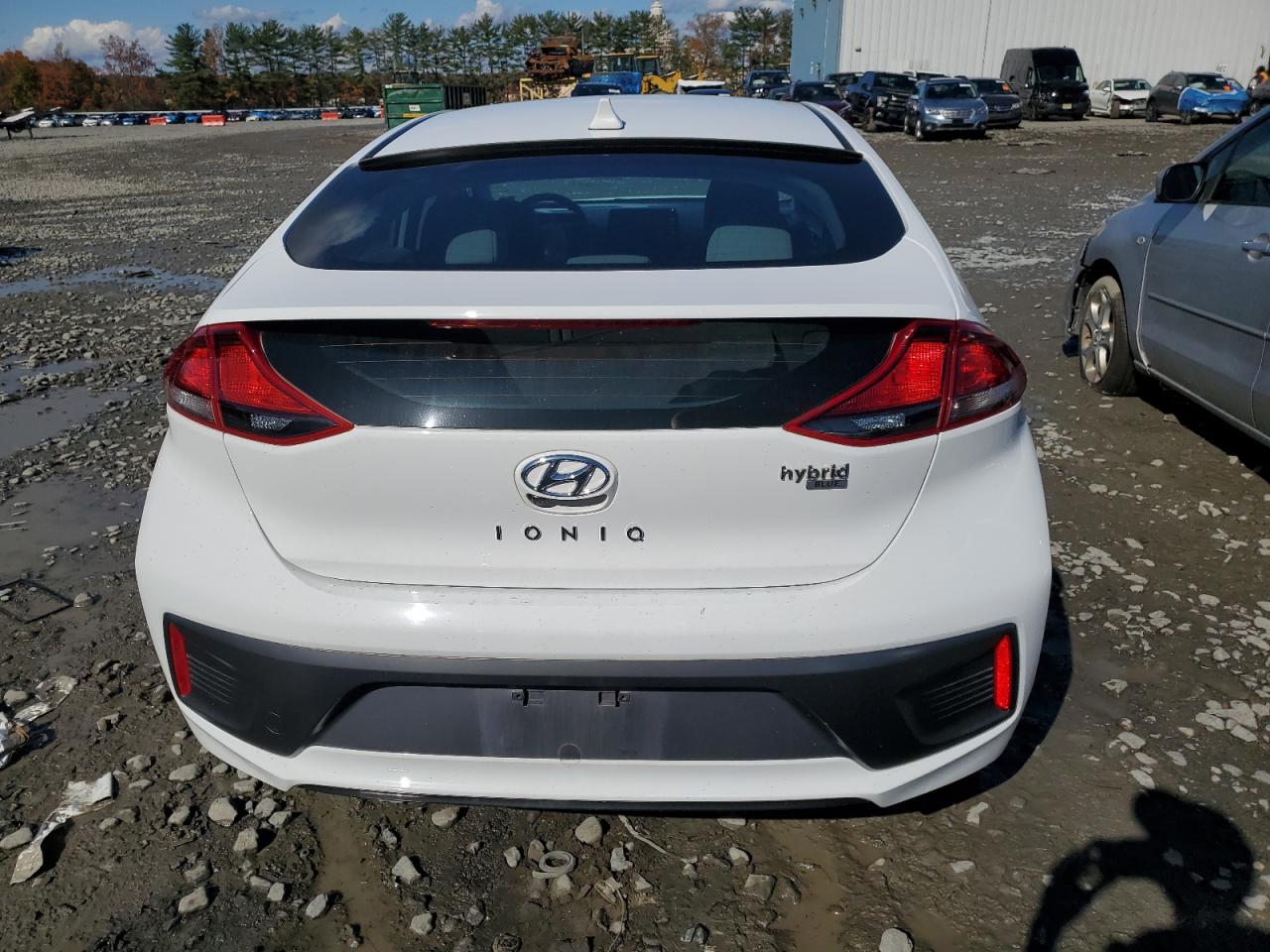 HYUNDAI IONIQ BLUE