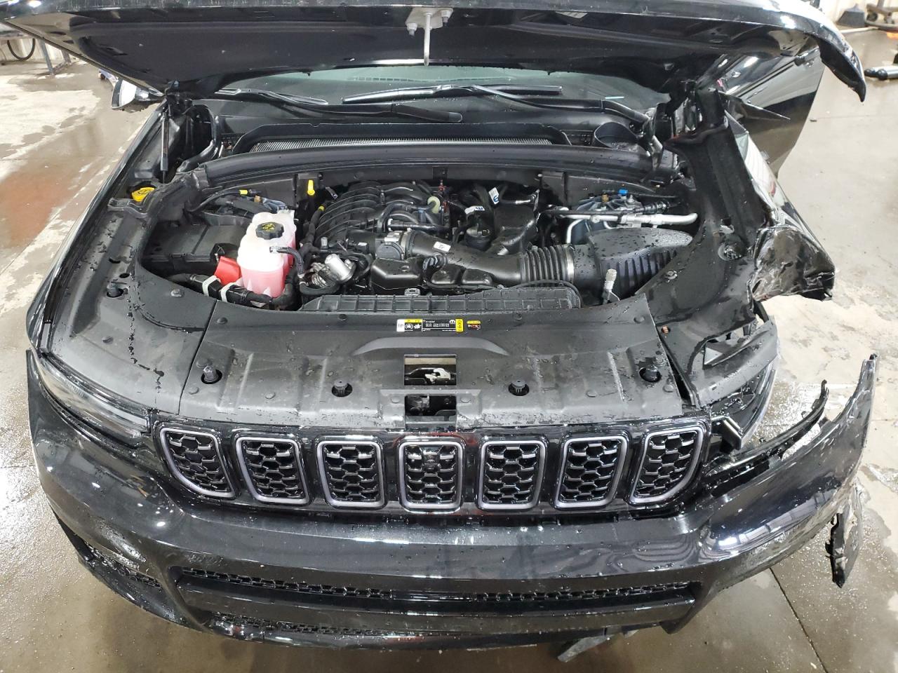 JEEP GRAND CHEROKEE L SUMMIT