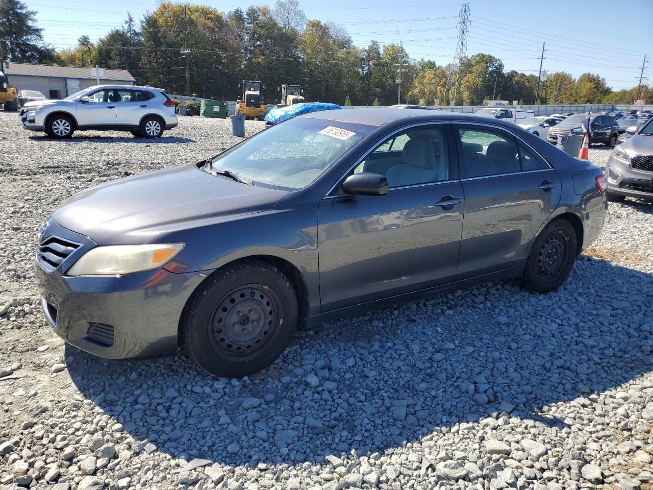 TOYOTA CAMRY BASE