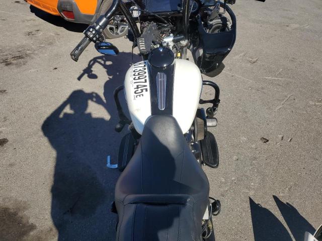 2018 HARLEY-DAVIDSON FLTRXS ROA - 1HD1KTC38JB634618