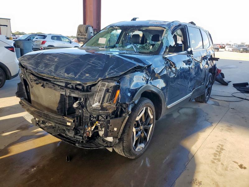 KIA TELLURIDE